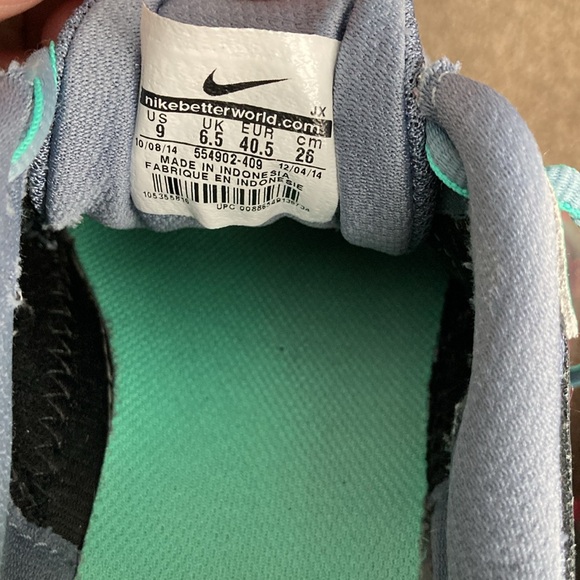 Womens Nike Revolution 2 - Picture 3 of 3